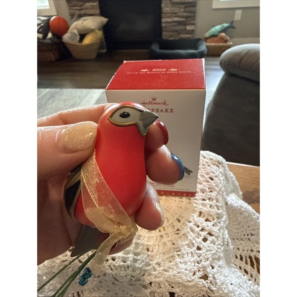 Hallmark Keepsake Ornament 12th in The Beauty Of Birds Series Pine Grosbeak 2016